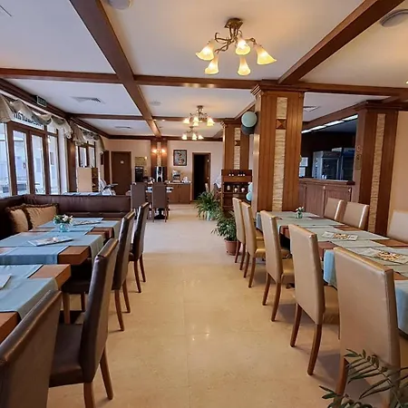 Relax Complex & فندق ساني بيتش