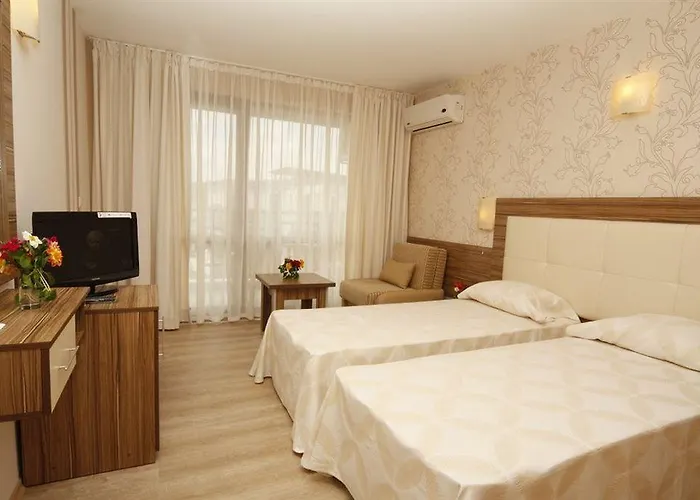 Relax Complex & Sunny Beach