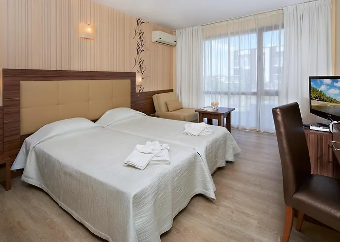 Relax Complex & Otel Sunny Beach