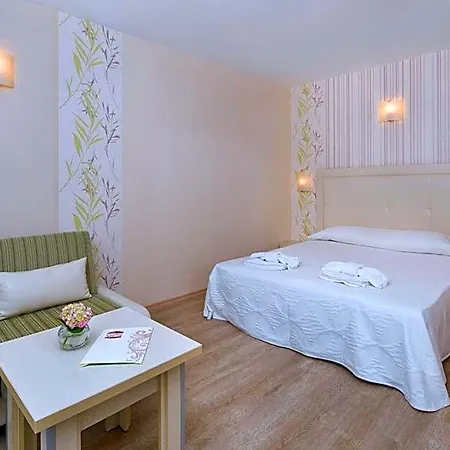 Hotel Relax Complex &
