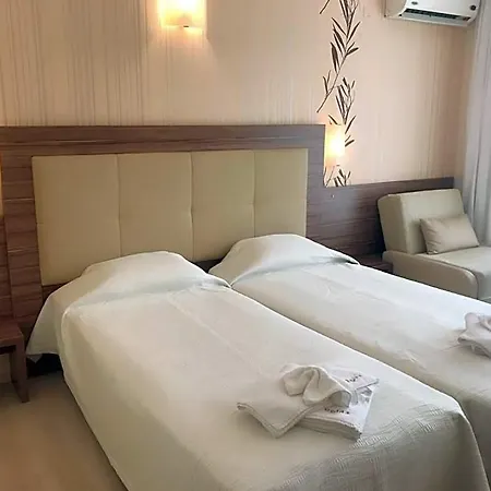 Hotel Relax Complex &