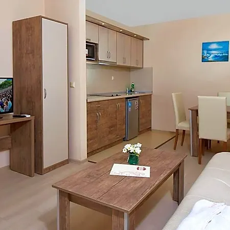 Relax Complex & Hotel