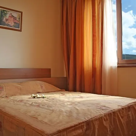 Hotel Relax Complex &