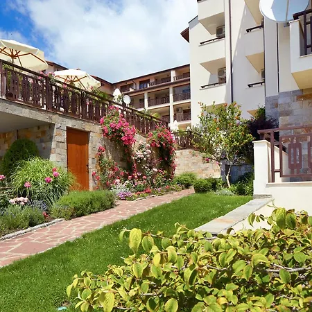Relax Complex & 3* Slantchev Briag