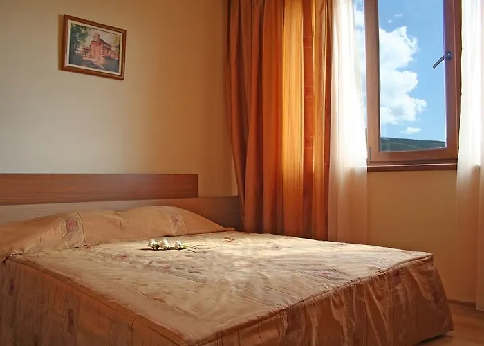 Отель Relax Complex &