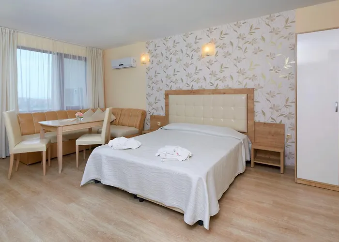 Relax Complex & Отель 3*