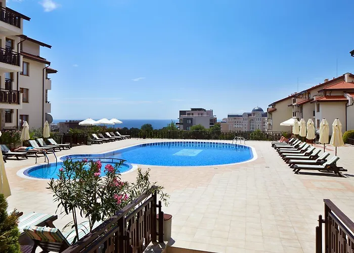 Relax Complex & Отель 3*