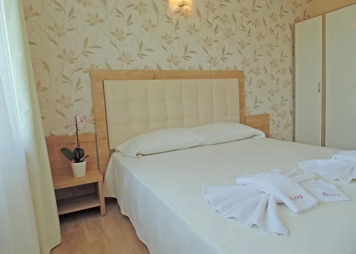 Отель Relax Complex &